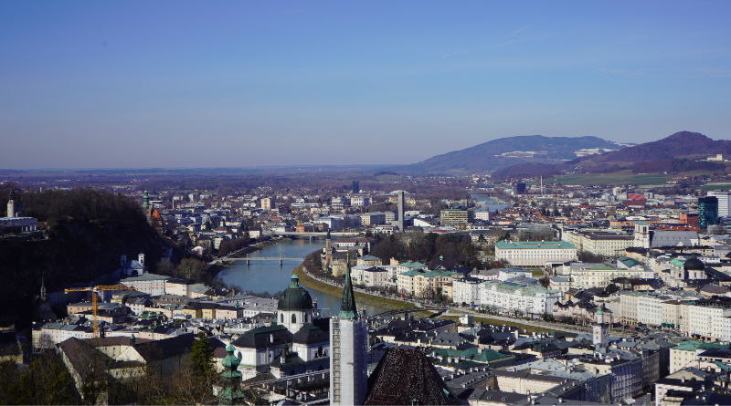 Ausblick von der Festung Hohensalzburg auf die Altstadt von Salzburg © Bernadette Strobl